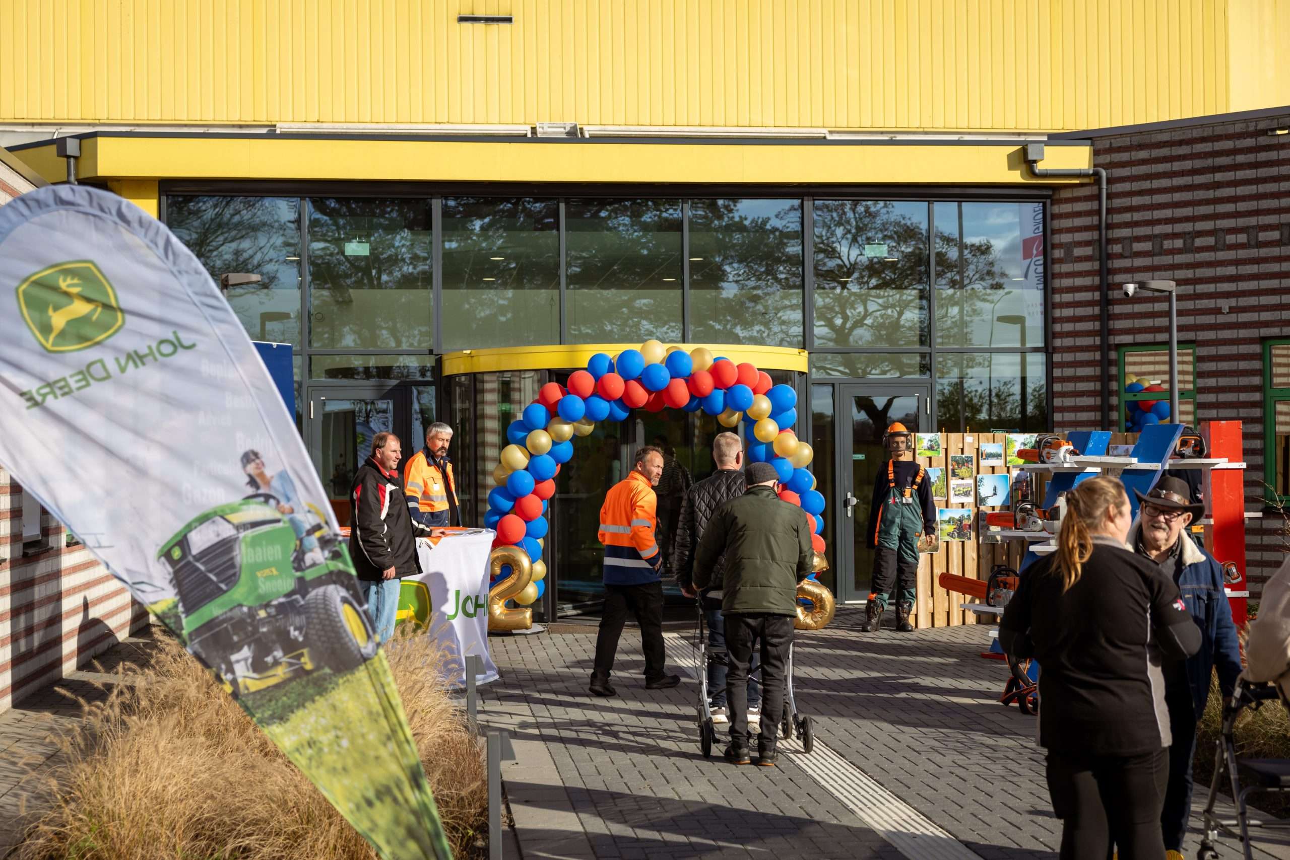 Ingang open bedrijvendag EMCO-groep